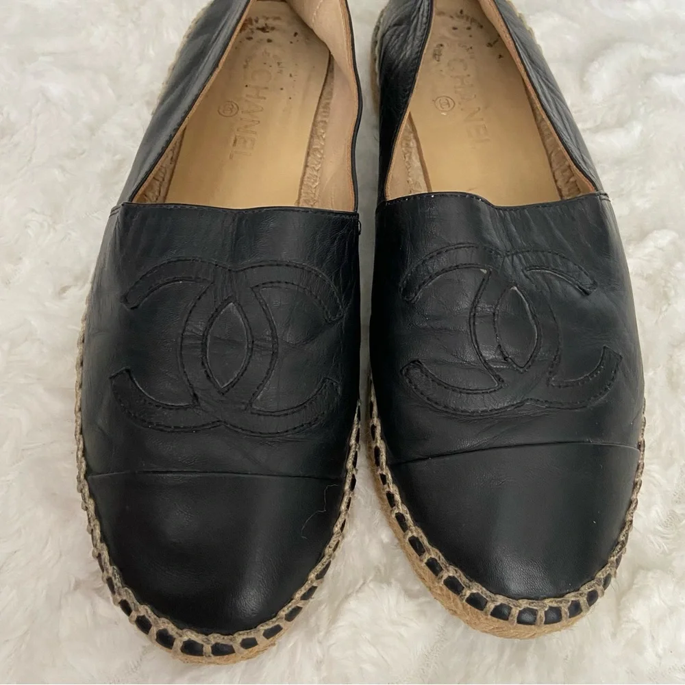 Chanel Black Lambskin Leather Espadrilles Flats Slip on CC Logo